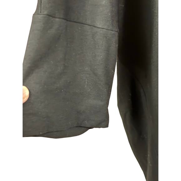 Eileen Fisher Woman black tunic, lagenlook, minimalist, effortless, quiet luxury - Picture 4 of 6